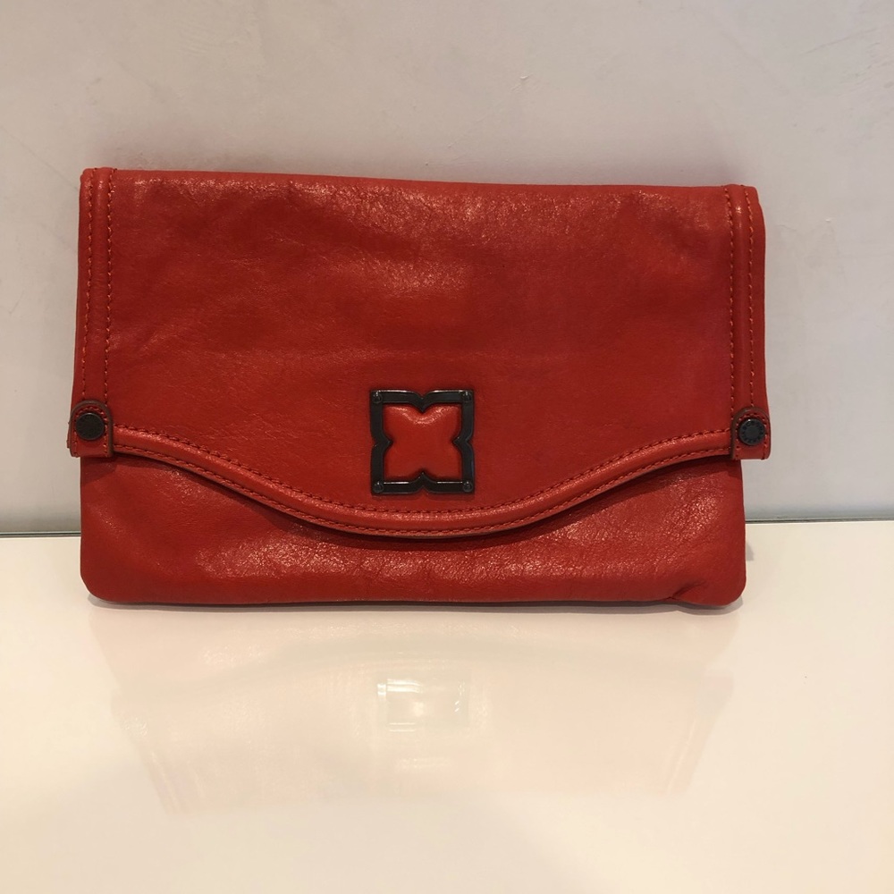 Bcbg clutch
